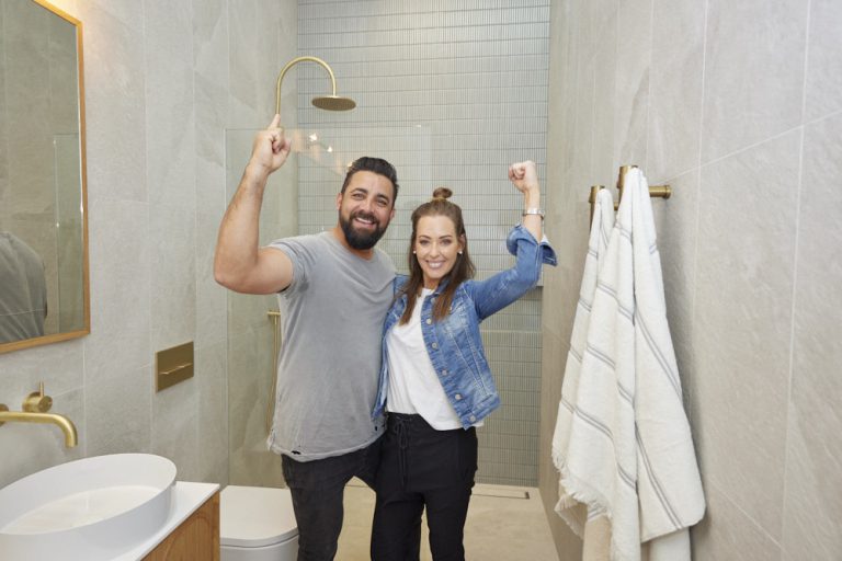 Master Ensuite Ronnie & Georgia